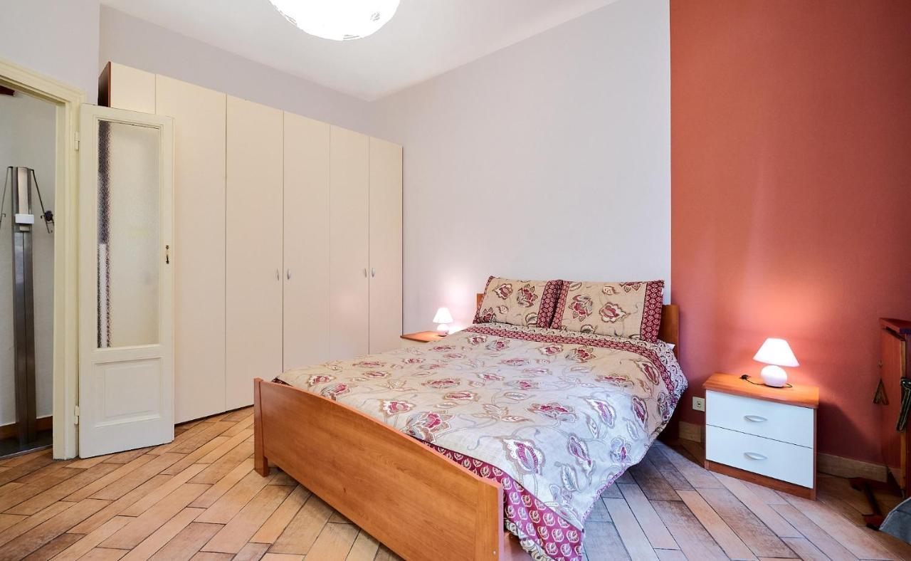 Xenia Apartments - Elegant Flat In The Center Of ミラノ エクステリア 写真
