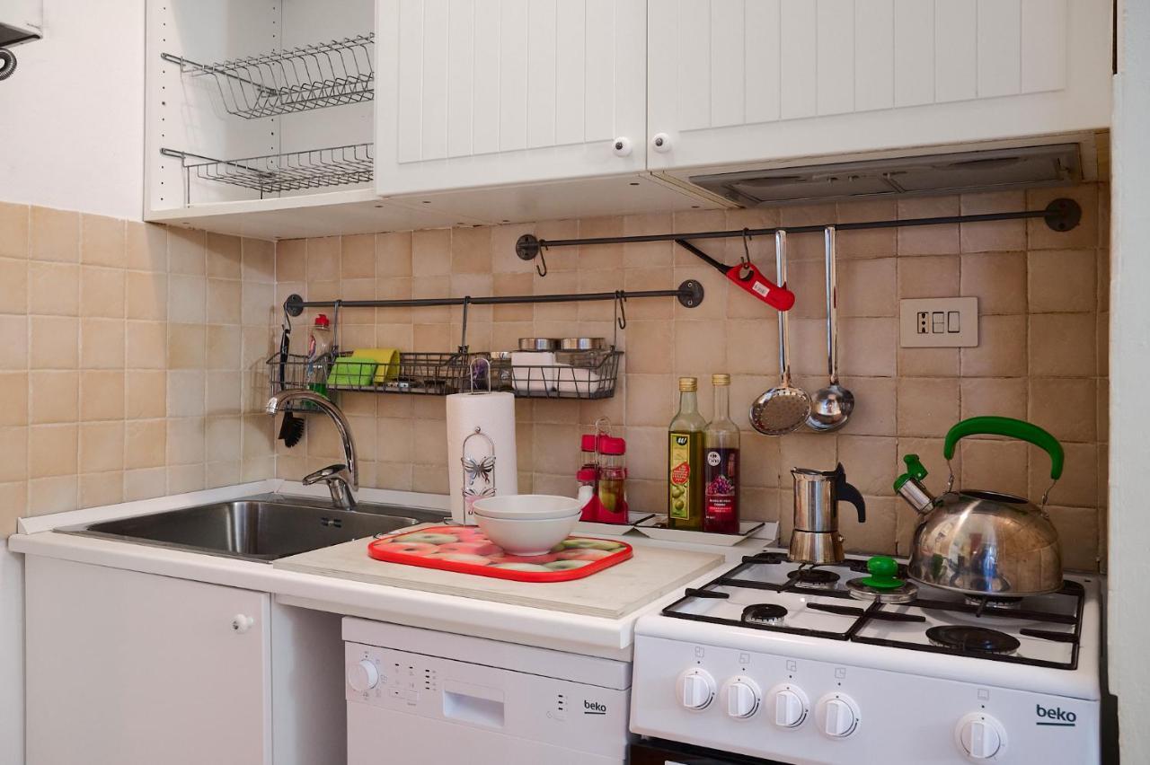 Xenia Apartments - Elegant Flat In The Center Of ミラノ エクステリア 写真